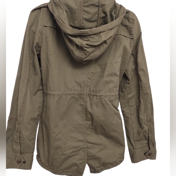 Love Tree Army green lightweight hooded  jacket with pockets - Picture 2 of 8